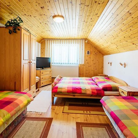 Homestay Gustav Halas Терхова Экстерьер фото